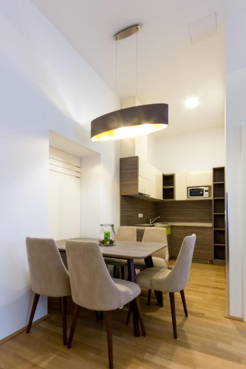 Debo Apartments Naehe Westbahnhof - Contactless Check In Відень Екстер'єр фото