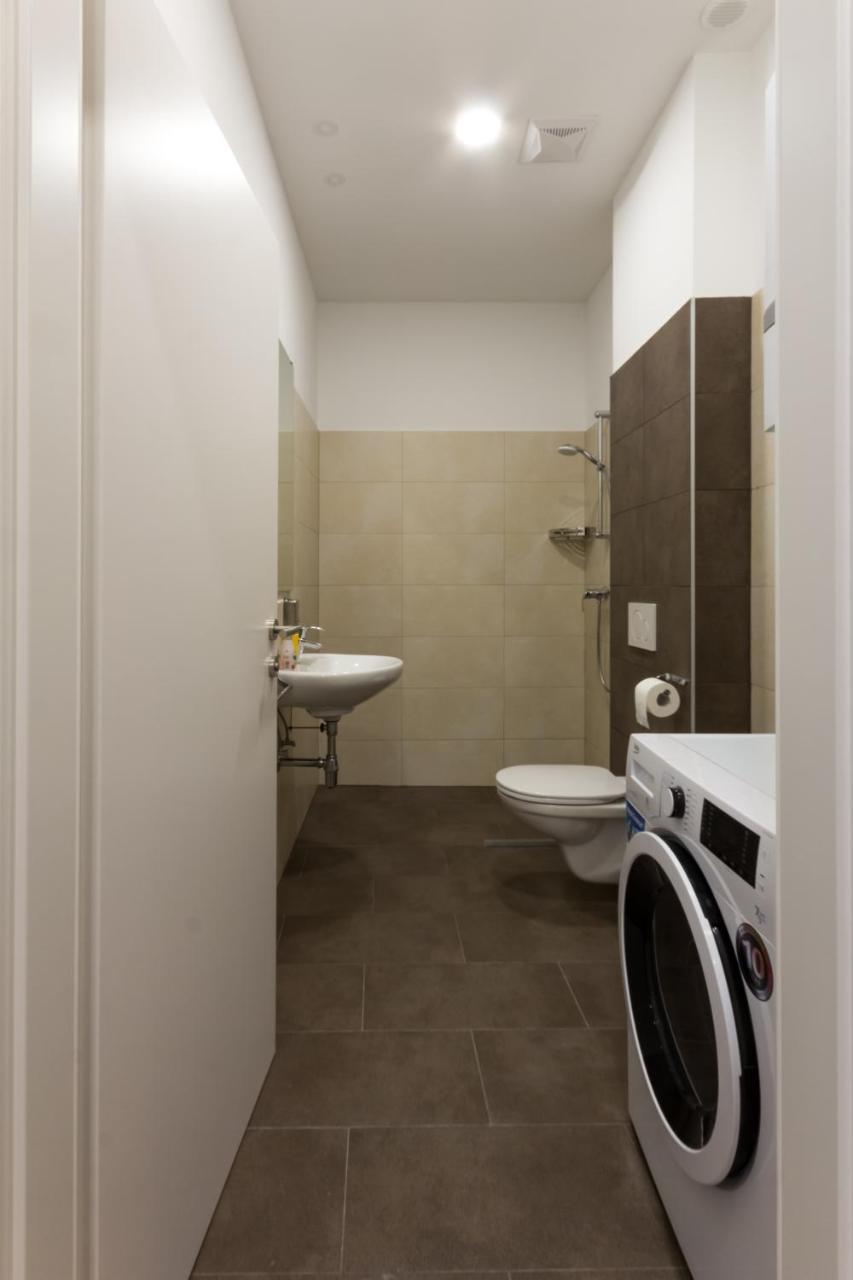 Debo Apartments Naehe Westbahnhof - Contactless Check In Відень Екстер'єр фото